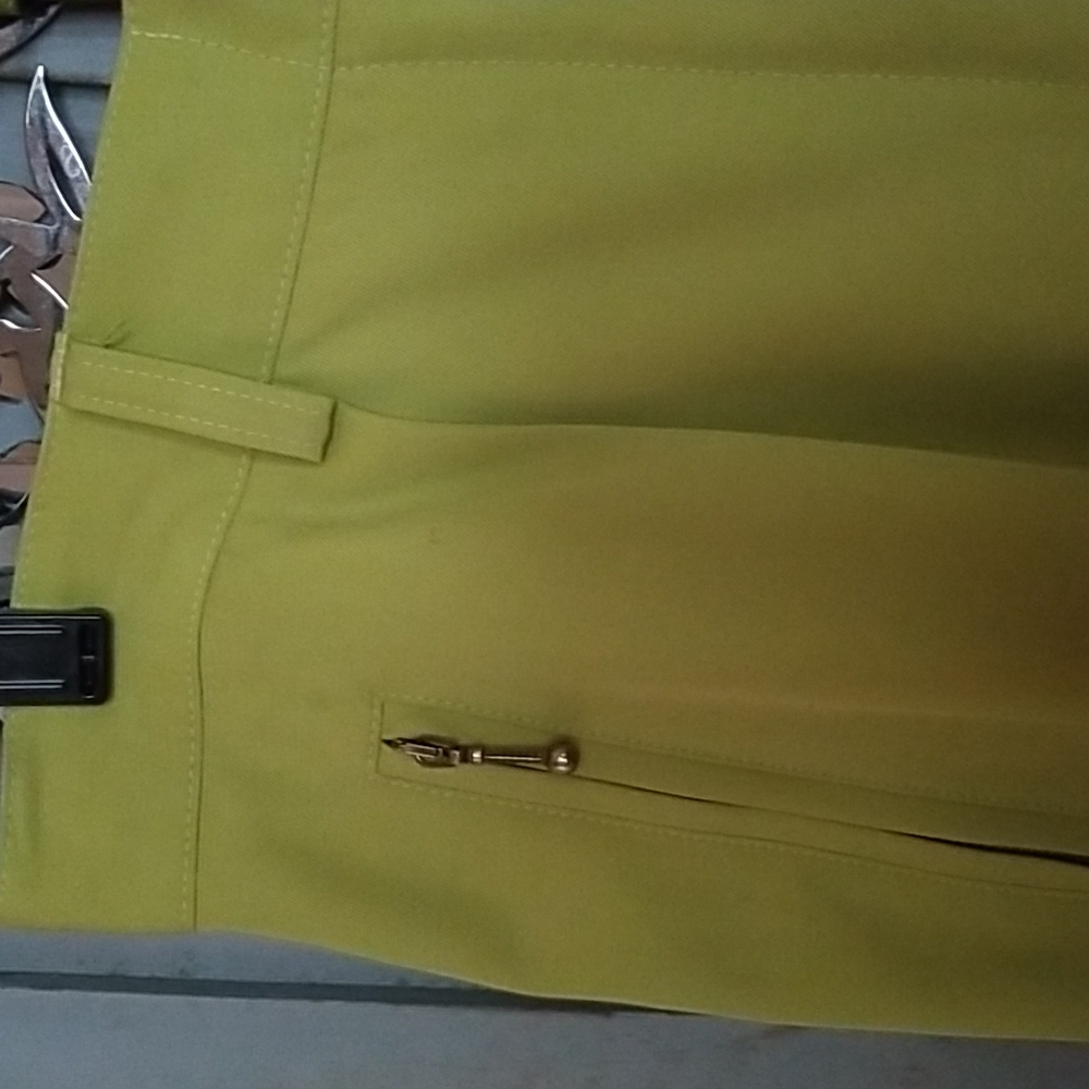 Escada pants/slacks - Picture 2 of 8